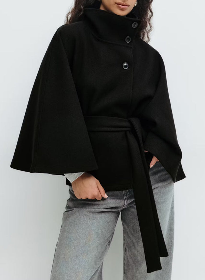Clara | Eleganter Cape-Mantel für Damen mit Gürtel 5
