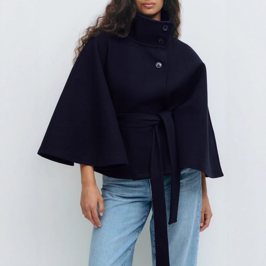 Clara | Eleganter Cape-Mantel für Damen mit Gürtel 6